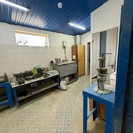Помещение заводской лаборатории
